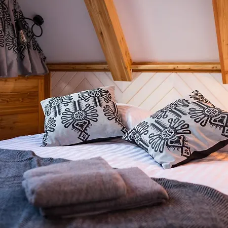 & Na Ogrodzie Alpesi faház Suche