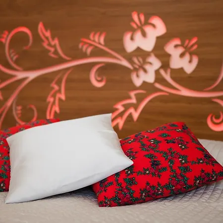 & Na Ogrodzie Alpehytte Suche